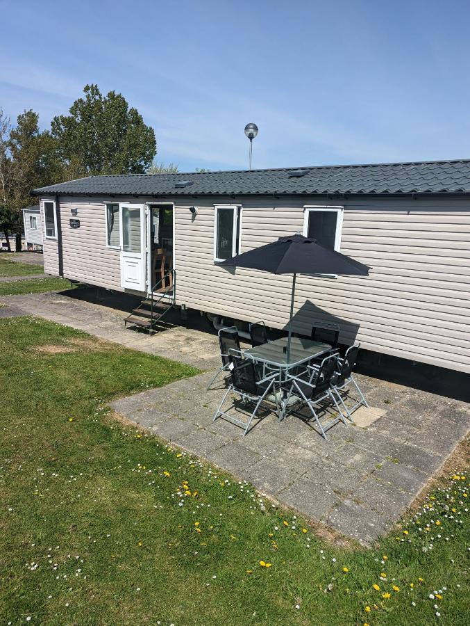 Swift Holidays At Combe Haven Holiday Park ヘイスティングス エクステリア 写真